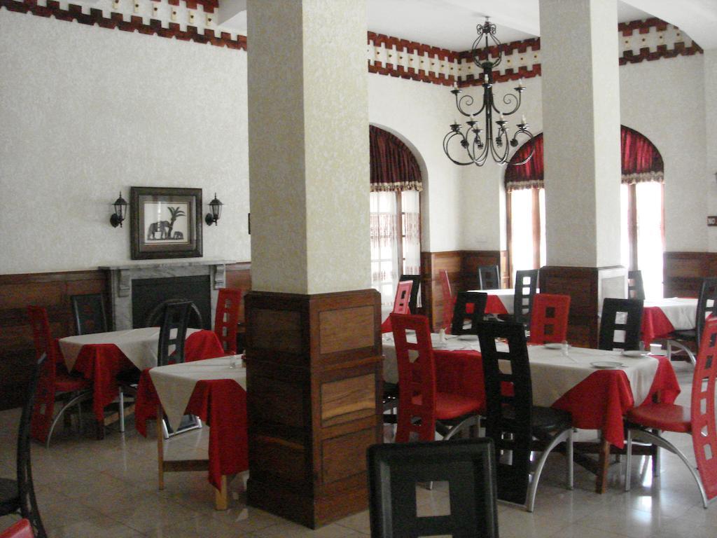 New Dodoma Hotel Экстерьер фото