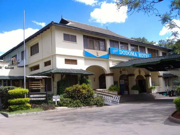 New Dodoma Hotel Экстерьер фото