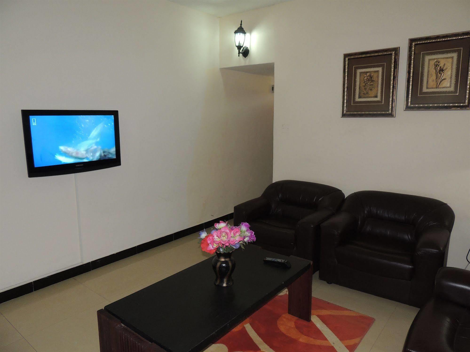 New Dodoma Hotel Экстерьер фото