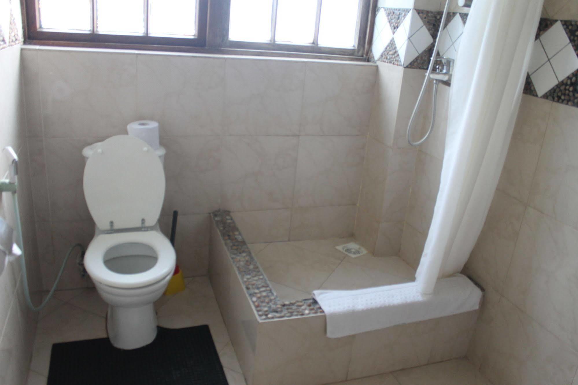 New Dodoma Hotel Экстерьер фото