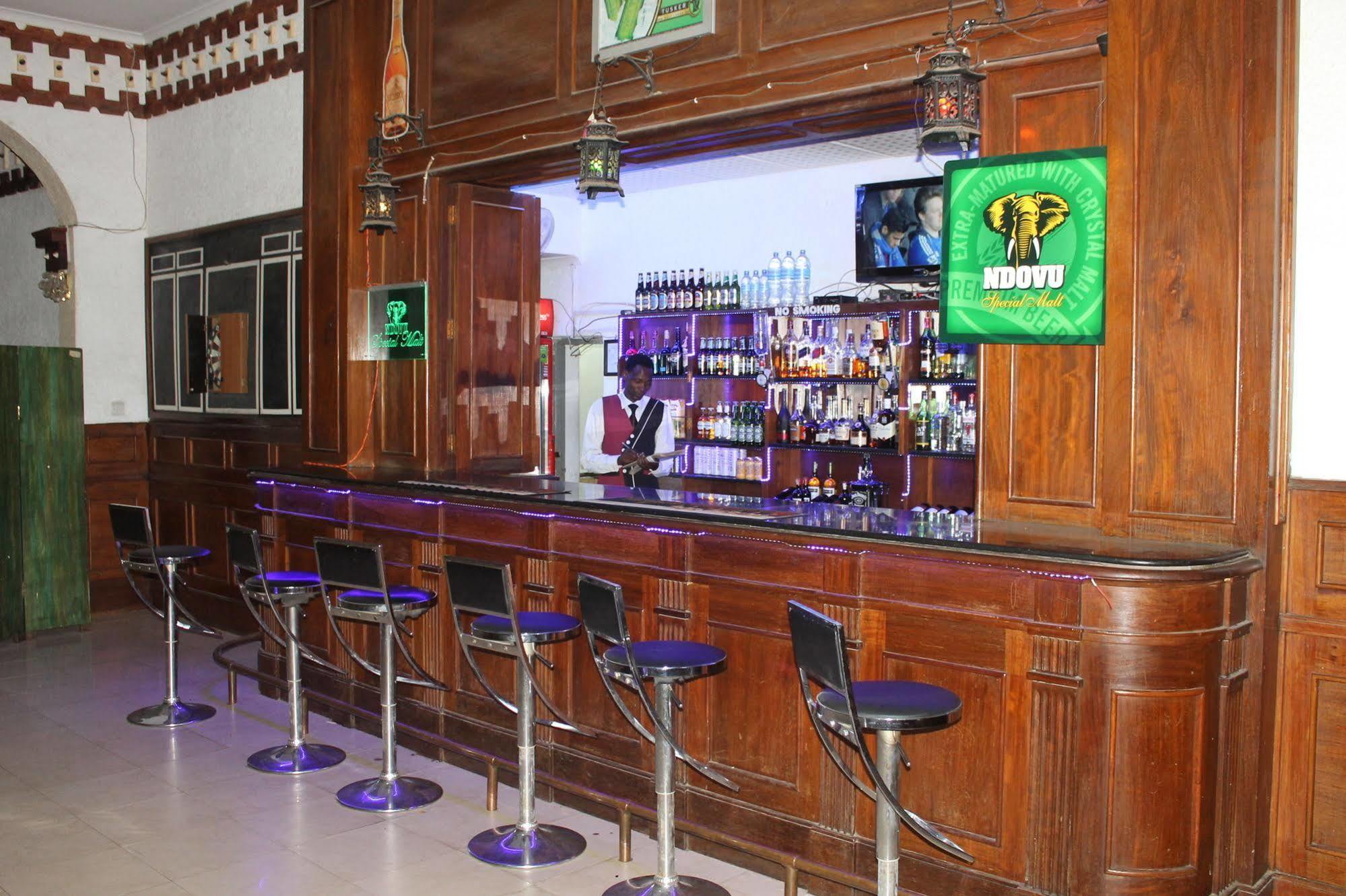 New Dodoma Hotel Экстерьер фото